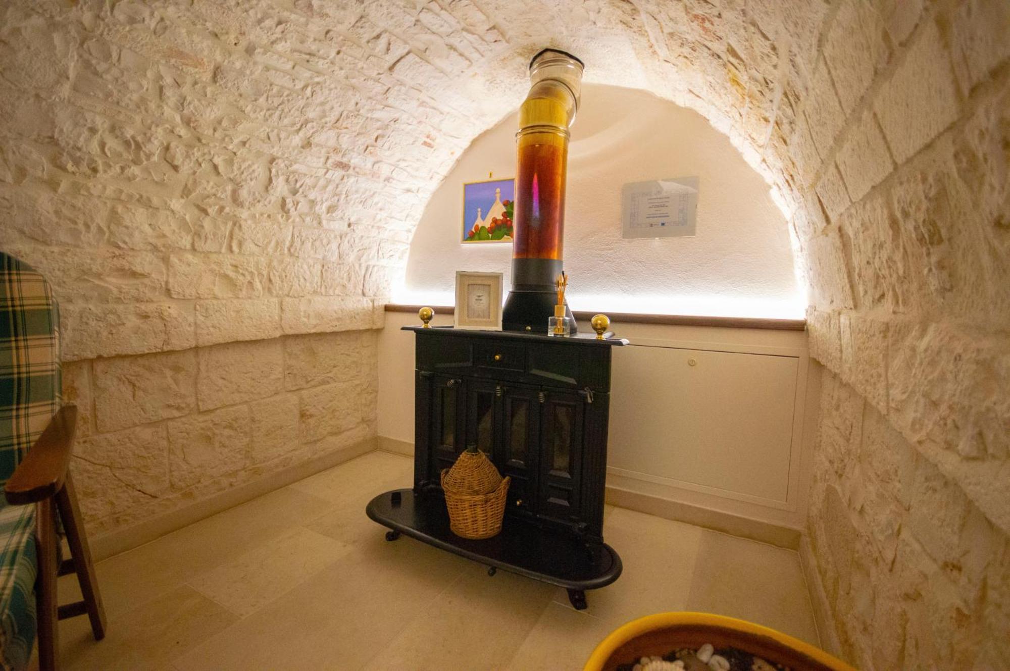 Вілла Locorotondo Stone House Екстер'єр фото