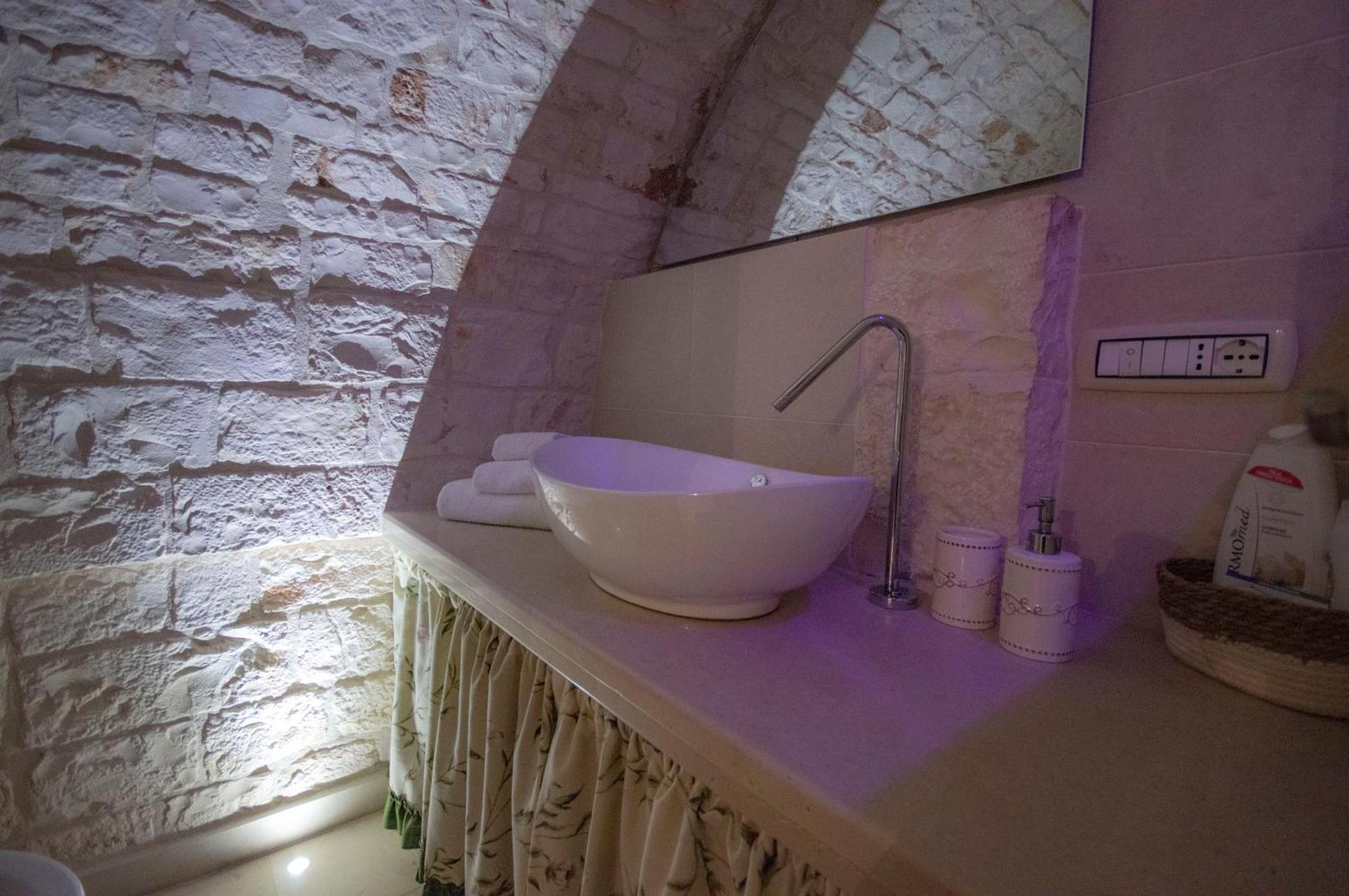 Вілла Locorotondo Stone House Екстер'єр фото